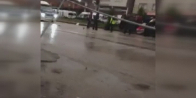 Öğrenci servisi ile TIR çarpıştı: 1 ölü, 23 yaralı