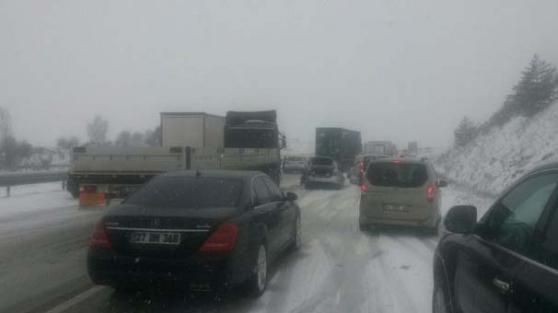 Dikkat! İstanbul-Ankara arası bu halde...