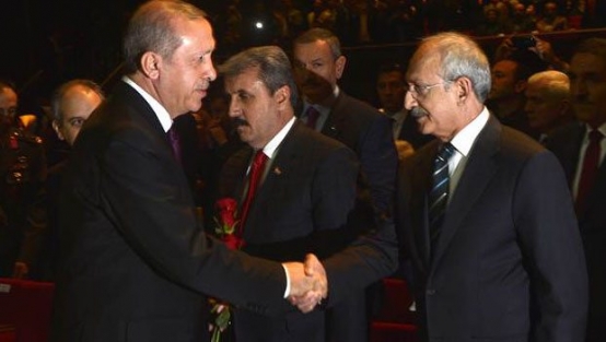 Devletin zirvesi aynı törende buluştu