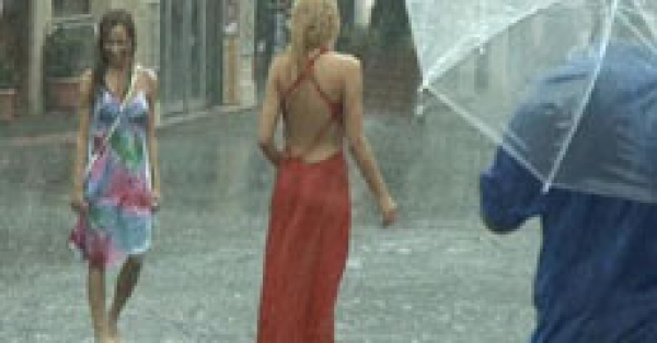 Nisan yağmurlarında ıslanmaktan çekinmeyin!