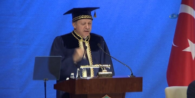 Erdoğan sıcak lambanın azizliğine uğradı