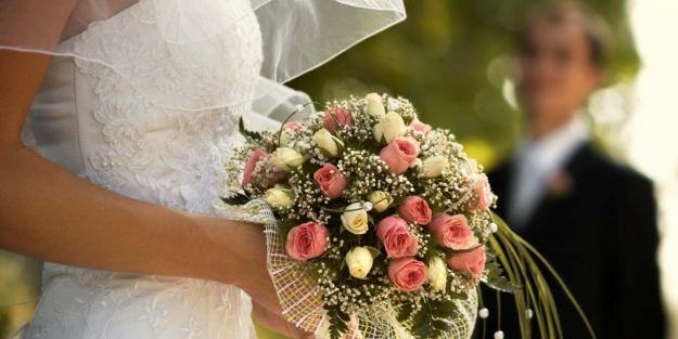 Evlilik için yeni şart...  İşte o teklif