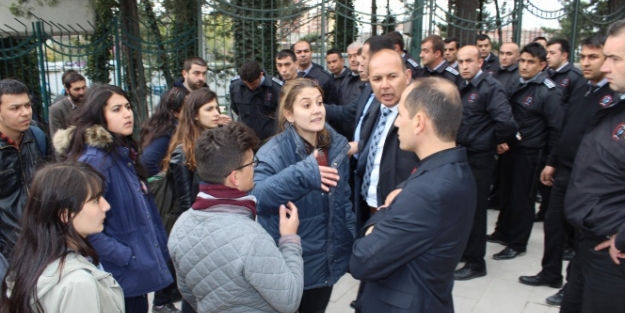 Anadolu Üniversitesi’nde 1 Mayıs gerginliği