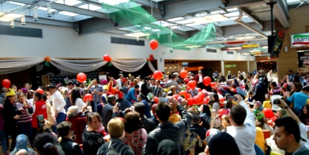 Engelli çocuklar eğlenceye doydu