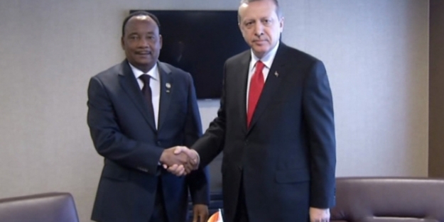 Erdoğan, Nijerli mevkidaşı ile görüştü