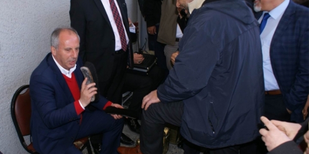 CHP’li İnce ayakkabı boyadı