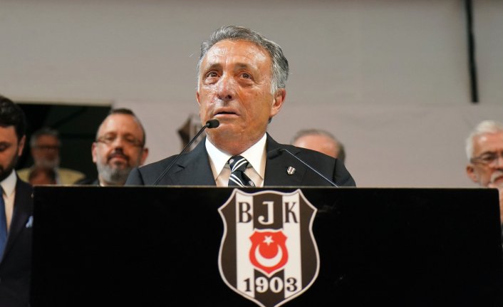 Beşiktaş'ta Ahmet Nur Çebi yeniden başkan seçildi