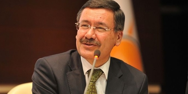 Melih Gökçek CHP'yi bombaladı