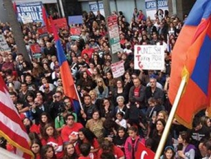 ABD'de Ermenilerden Türk protestoculara saldırı