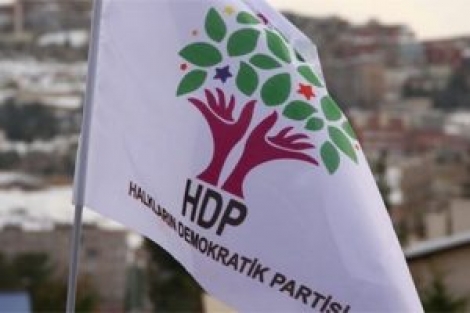HDP'ye 3 saldırı birden