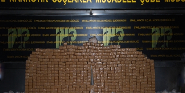 Rezidansın banyosunda 9 milyon liralık eroin!