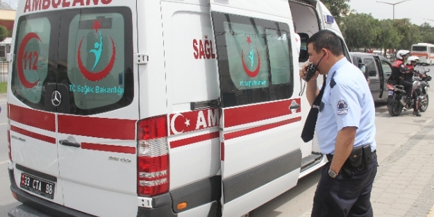 Şeytanın bile aklına gelmez!  Ambulansla kaçtılar