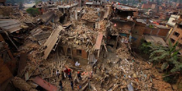 Türk Kızılayı'ndan Nepal'e 5 bin kişilik çadır