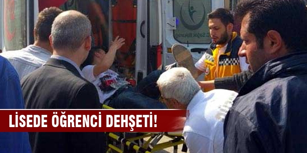 iselilerin bıçaklı kavgası: 2 yaralı