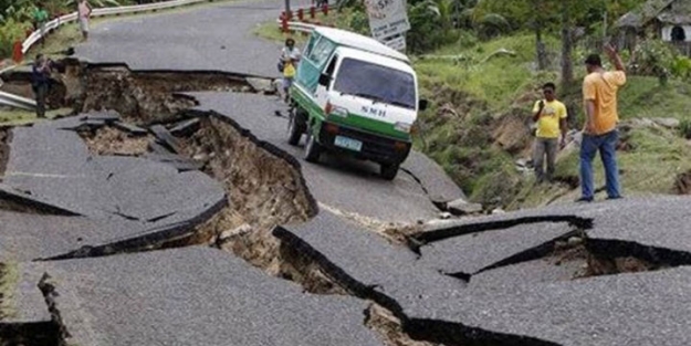 Deprem sonrası yeni felaket 250 kişi kayıp!