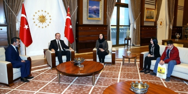 Özgecan Aslan'ın ailesi Saray'da