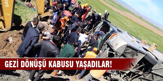 Öğrenci sevisi devrildi 57 kişi yaralandı