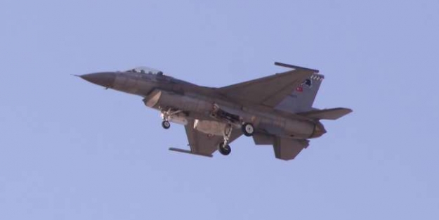 Yunan jetlerine jet cevap