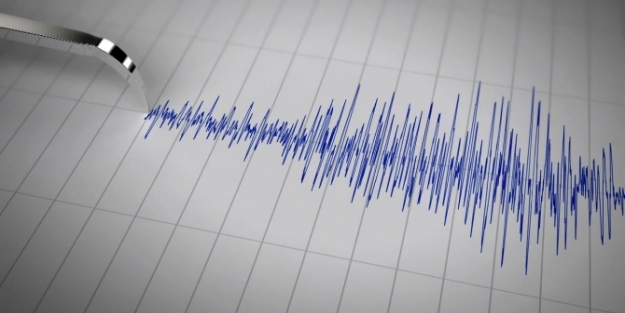 Papua Yeni Gine 7.2 ile sallandı