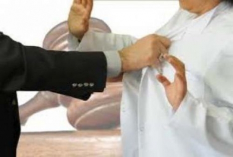 Bursa'da doktoru darp etti ve tutuklandı!