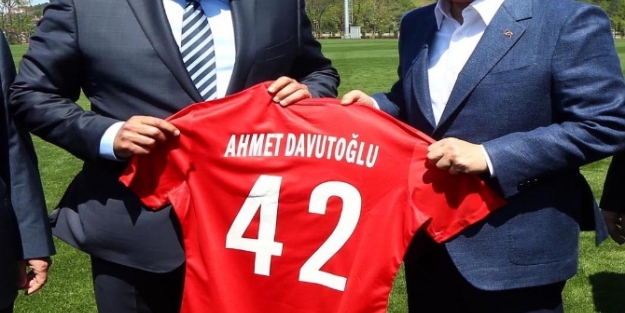 Davutoğlu maç sözü verdi