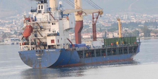 Libya’da vurulan Türk gemisi Fethiye’ye ulaştı