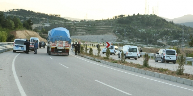 Baba ile oğul arasında silahlar konuştu! 1 ölü, 1 yaralı