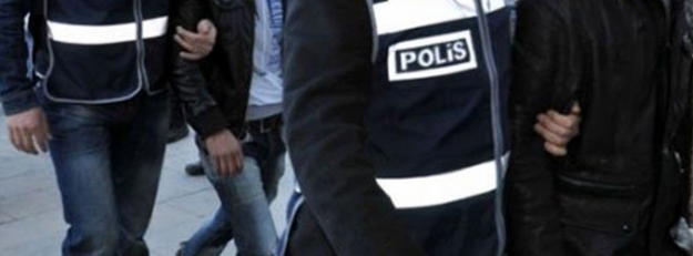 Bankalardan usulsüz kredi çeken şebekeye operasyon