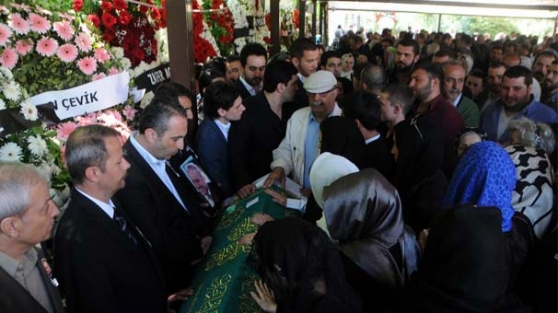 Sami Hoştan toprağa verildi