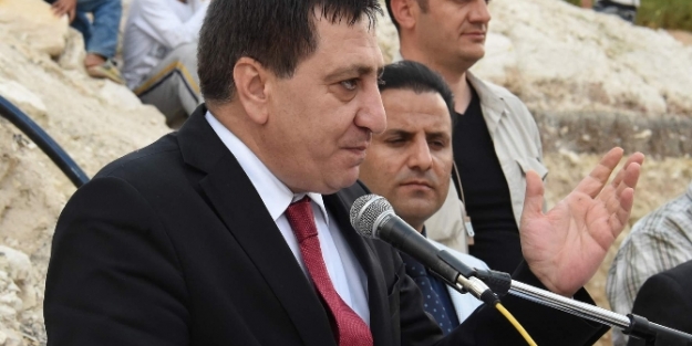 ’Suriyelileri protesto mitingi’ yasaklandı