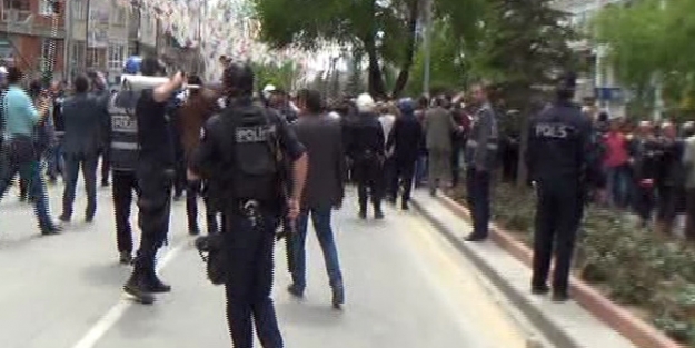 HDP mitingi sırasında arbede