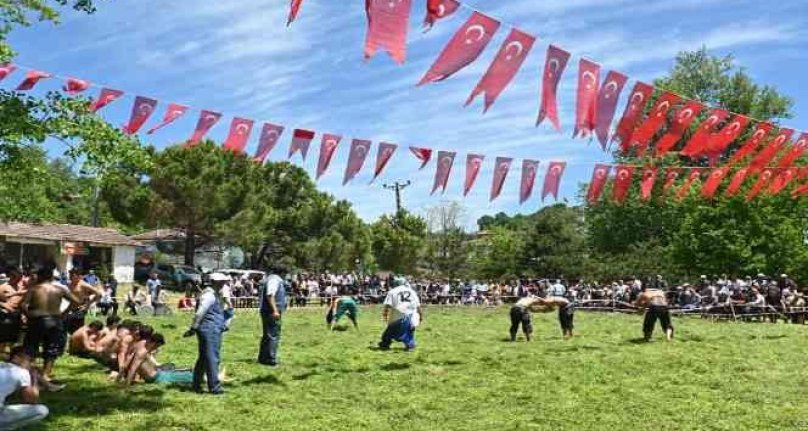 Bursa'nın Kırkpınarı 346. Kabulbaba güreşlerinde büyük heyecan