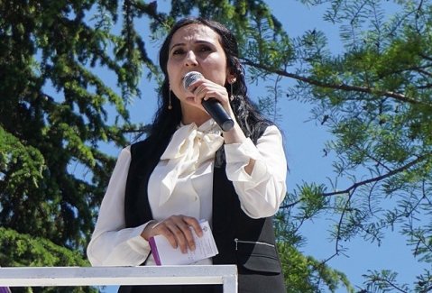 HDP 'saldırılarda' yine hükümeti suçladı