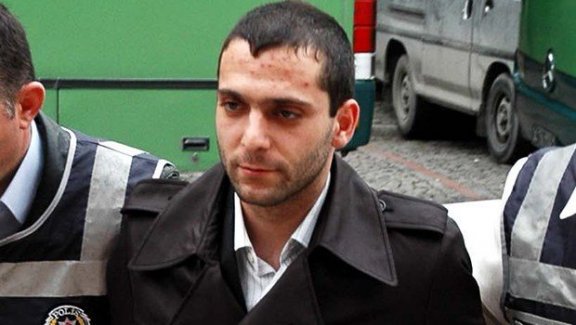 Onur Özbizerdik yine kaçtı