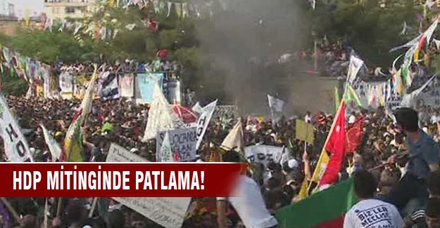 HDP mitinginde art arda iki patlama