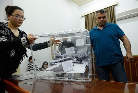 YSK'dan sandıkta Kürtçe tercümana izin