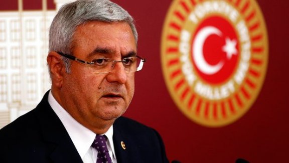 Metiner "Gezi'de yapamadıklarını sandıkta yaptılar"