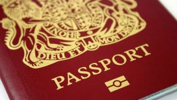 Sefarad Yahudilerine çifte vatandaşlık tanıyan parlamentodan geçti