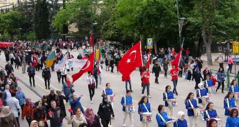 Bursa'da 19 Mayıs Atatürk’ü Anma, Gençlik ve Spor Bayramı  coşkuyla kutlandı