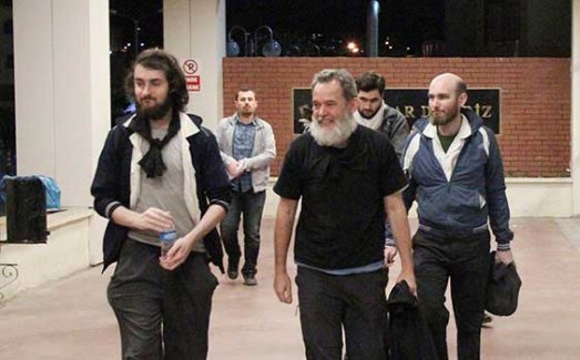 Gözaltına alınan gazeteciler serbest