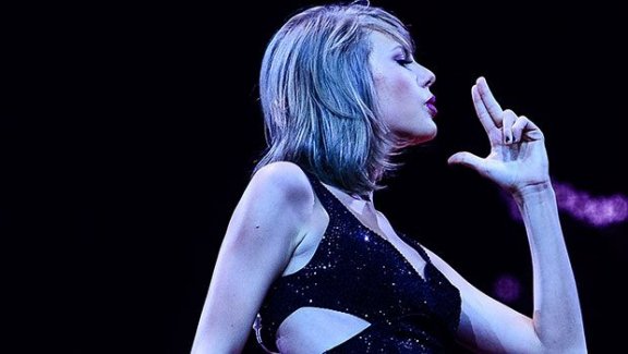 Taylor Swift Apple'ı dize getirdi