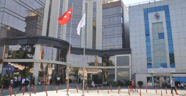 İzmir’de "paralel yapı" araması