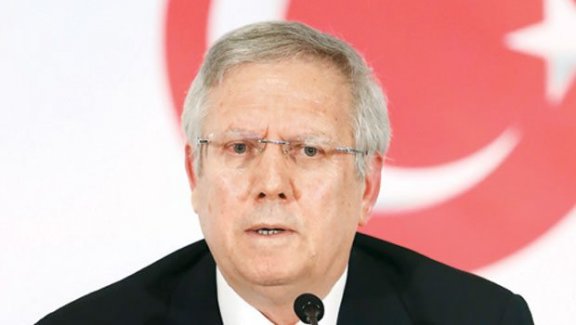 Aziz Yıldırım: "Hakim bey, Atatürk resmini düzeltelim"