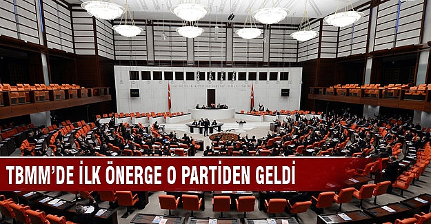 TBMM'de ilk soru önergesi o partiden geldi