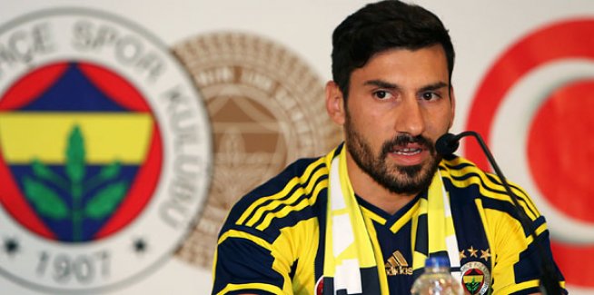 Şener Özbayraklı Fenerbahçe'de imzayı attı!