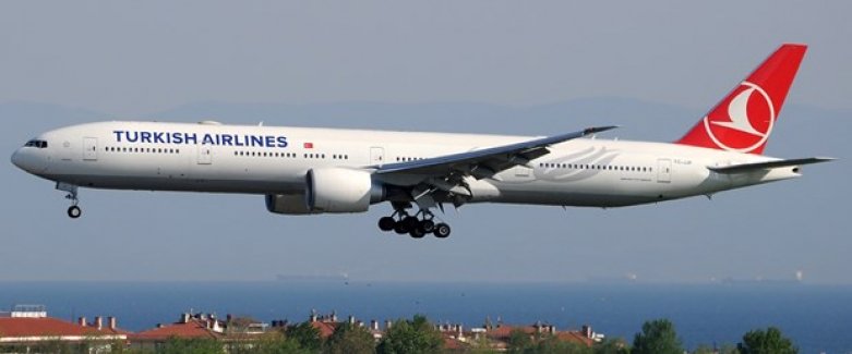 THY'nin New York uçağı acil iniş yaptı