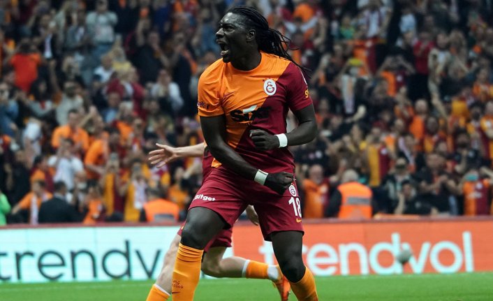 Gomis: "Bu sezon için özür diliyoruz"