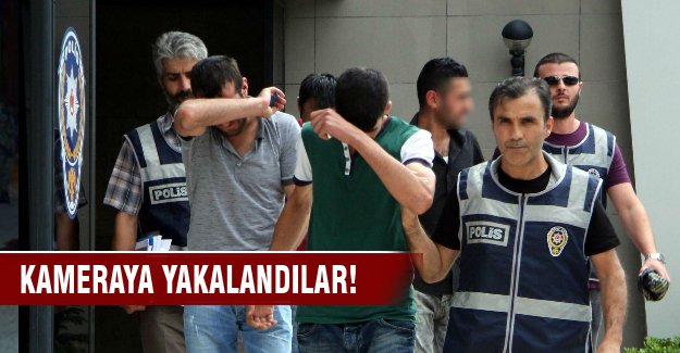 Bursa'Da hırsızlar kameraya yakalandı!