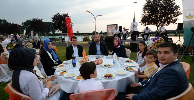 Osmangazi ailesi iftarda buluştu