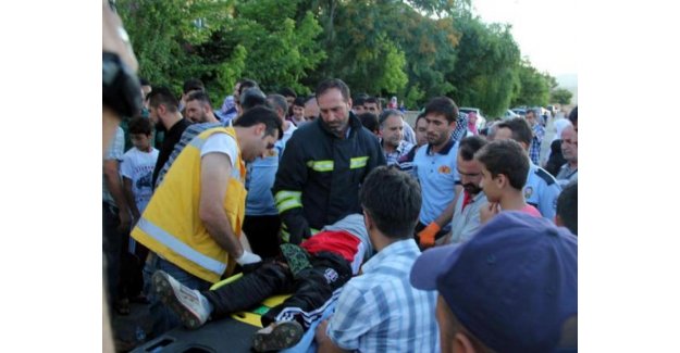 12 yaşındaki çocuk kamyonun altında kaldı!